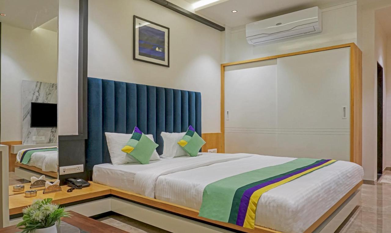Hotel Treebo The Utsav, Nashik Extérieur photo