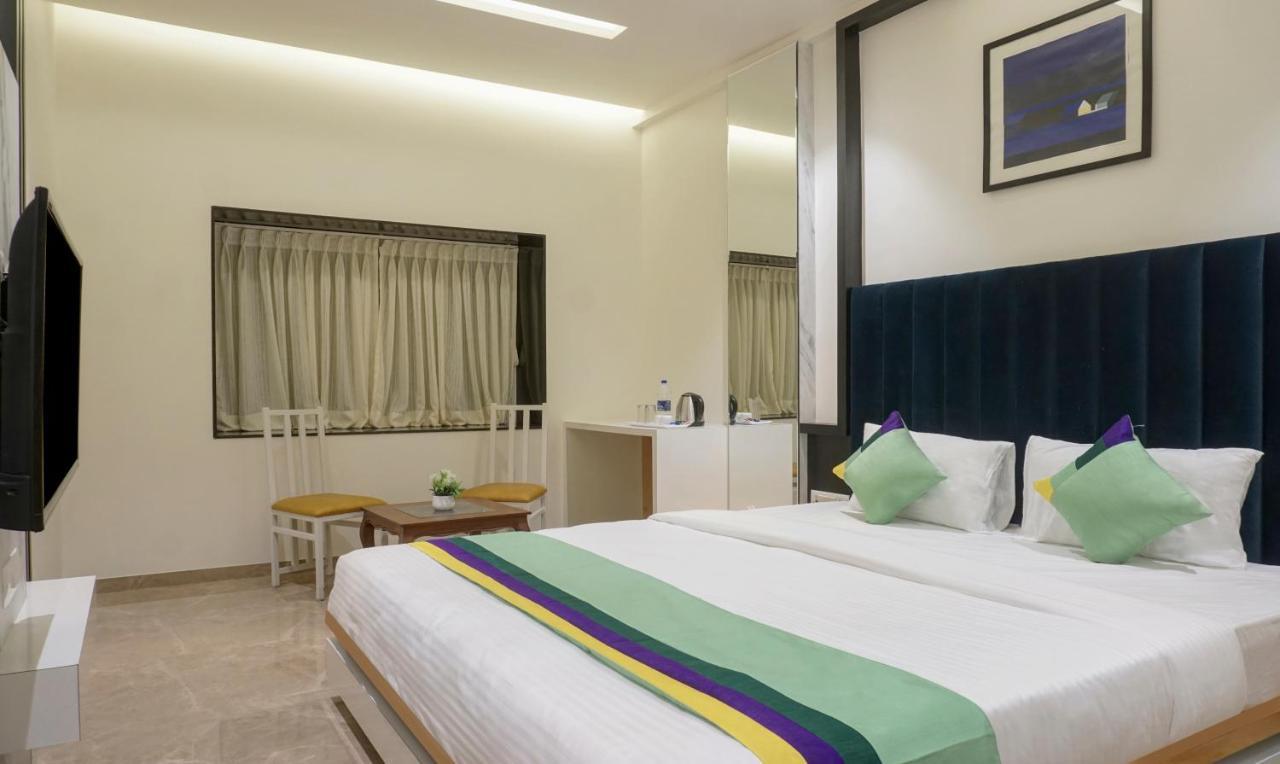 Hotel Treebo The Utsav, Nashik Extérieur photo