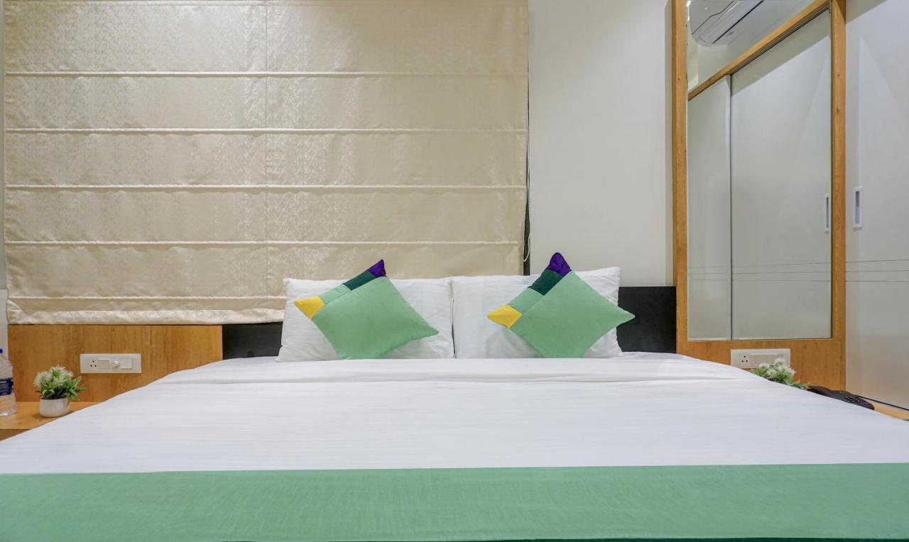 Hotel Treebo The Utsav, Nashik Extérieur photo